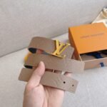 Louis Vuitton Resible Lv Iconic Belt 30Mm - Image 4