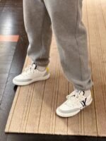 Louis Vuitton Charlie Sneaker 1A9Jlt - Image 13