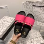 Valentino Rockstud Pink Slide Sandals - Image 2
