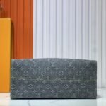 Louis Vuitton Onthego MM Washed Gray 35Cm M13189 - Image 8