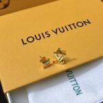 Louis Vuitton Lv Sailor Earrings Gold M02716 - Image 2