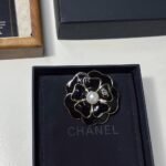 Chanel Brooch Metal And Resin Gold With Black Pearly White Abg238 B21624 U3367 - Image 7