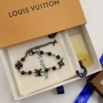 Louis Vuitton Lv Pearls Bracelet Black M1391A - Image 6