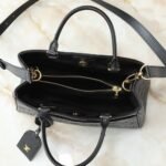 Louis Vuitton Avenue PM Black 30Cm M25577 - Image 10