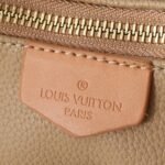 Louis Vuitton Hobo Cargo Beige 31Cm M12697 - Image 5