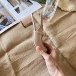 Gucci Women’s Horsebit Pump Beige Leather - Image 5