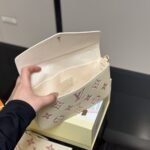 Louis Vuitton Félicie Pochette Bag Rose Trianon 22Cm M82047 - Image 7