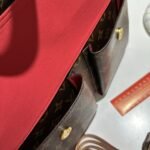 Louis Vuitton Monogram Multipli Cite 32Cm - Image 2