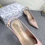 Valentino Vlogo The Bold Edition Slingback Pumps In Patent Leather 60Mm In Beige Rose - Image 5
