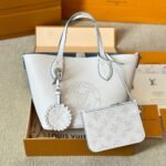 Louis Vuitton Blossom Mahina Bag With Lv Circle Motif White 23Cm - Image 4