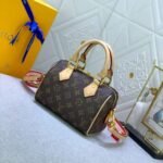 Louis Vuitton Speedy Bandoulière 20 Fuchsia Red 20Cm M45948 - Image 3