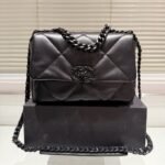 Chanel Cc Flap Bag In Black 26Cm - Image 2