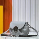 Louis Vuitton Sunset Vibe Lv Vibe Silver 27Cm - Image 4