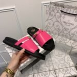 Valentino Rockstud Pink Slide Sandals - Image 5