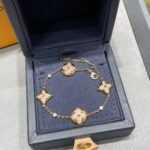 Louis Vuitton Color Blossom Bb Bracelet Gold With Crystals Q95650 - Image 3