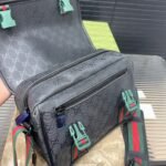 Gucci Gg Supreme Canvas Small Messenger Bag Black 23Cm - Image 8