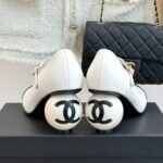Chanel Mary Janes Patent And Imitation Pearls White Black G46775 B22202 U4186 - Image 6