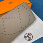 Hermes Evelyne Chevre Leather Zip Long Wallet Grey 19Cm - Image 4