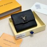 Louis Vuitton Capucines Small Xs Wallet Black 11Cm M68587 - Image 2