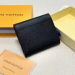 Louis Vuitton Capucines Small Xs Wallet Black 11Cm M68587 - Image 4