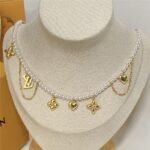 Louis Vuitton Blooming Pearls Necklace Gold M02388 - Image 2
