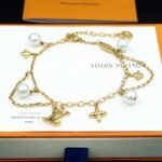 Louis Vuitton Blooming Pearls Bracelet Gold M1684A - Image 3