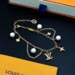 Louis Vuitton Blooming Pearls Bracelet Gold M1684A - Image 4