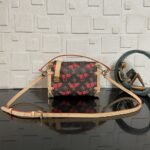 [Super Vip 1:1] Louis Vuitton X Murakami Side Trunk MM Monogram Cerise Brown 23Cm M14278 - Image 2