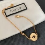 Gucci Interlocking Gg Bracelet Gold Tone 786749 J85I0 8070 - Image 4