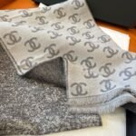 Chanel 24B Full CC Scarf Grey And Black 180Cm - Image 3