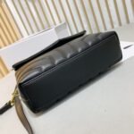 Saint Laurent Loulou Toy Strap Bag In Quilted Leather Black 20Cm 678401Dv7071000 - Image 4