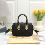 Louis Vuitton Voltaire Black 26Cm M12009 - Image 2