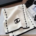 Chanel Cc Logo Cashmere Scarf White 180Cm - Image 2