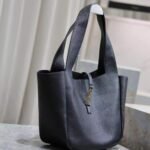 Saint Laurent Le 5 À 7 Bea In Grained Leather Black 50Cm 763435Aaduu1000 - Image 2