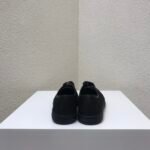 Gucci Women’S Leather Top Sneaker Black - Image 9