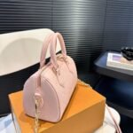 Gift Set: Louis Vuitton Speedy Bandoulière 20 Monogram Pink 20Cm M47136 With Colour Blossom Bb Star Pendant Pink Gold Pink Mother Of Pearl And Diamond Q93612 - Image 4