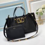 Valentino Garavani Medium Straw Summer Tote Black 35Cm - Image 2