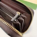 Gucci Supreme Canvas Bee Leather Wallet Long Round Zipper Web Beige Ebony 21Cm - Image 4