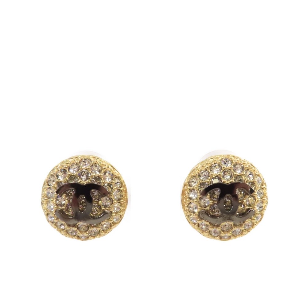39-24 Chanel Cc Button Strass Earrings - Image 1