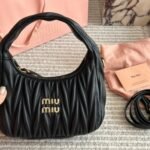 Miumiu Wander Matelassé Nappa Hobo Bag Black 20Cm 5Bc125 An88 F0002 V Ooy - Image 3