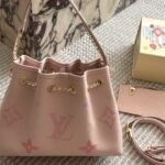 Louis Vuitton Summer Bundle Pink 28Cm - Image 4