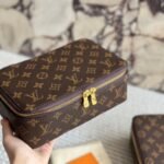 Louis Vuitton Packing Cube MM Monogram 22Cm M43689 - Image 2