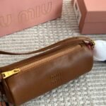 Miumiu Nappa Leather Pouch Oak 22Cm 5Ne851 Aefx F0316 - Image 4
