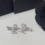 Chanel Earings Pearly White And Crystal Silver Abf732 B20573 U0937 - Image 6