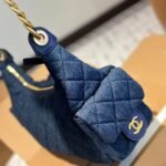 Chanel Large Hobo Bag Washed Denim And Gold Tone Metal Dark Blue 31Cm - Image 5