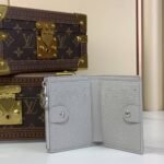 Louis Vuitton Lisa Wallet Bicolor Monogram Brume Gray 11Cm M13797 - Image 5