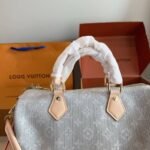 Louis Vuitton Speedy Soft 30 Washed Gray 30Cm M13344 - Image 4