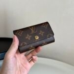Louis Vuitton 6 Key Holder Brown 10Cm M62630 - Image 5
