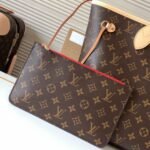 Louis Vuitton Neverfull Bandoulière Inside Out MM Monogram Rouge Sari 32Cm M12096 - Image 4