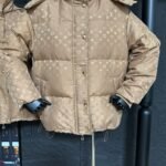 Louis Vuitton Monogram Puffer Jacket Beige 1Aiozf - Image 7